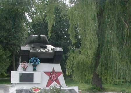 Monument to fallen soldiers of the Great Patriotic War in village Pelishche
